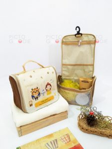 Tas Toiletries Beauty & Beast - Jakarta